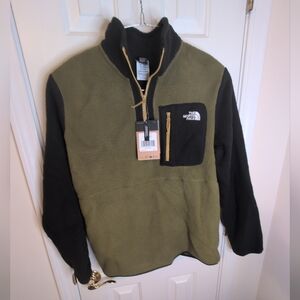 The North Face Men's Olive and Black Zip-Up Sweater